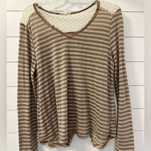 Hem and thread tan striped long sleeve shirt size large